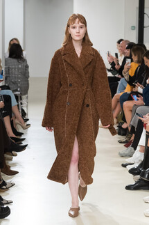 Ruban Fall 2019 Ready-to-Wear / Ruban осень-зима 2019 / Неделя моды: Москва